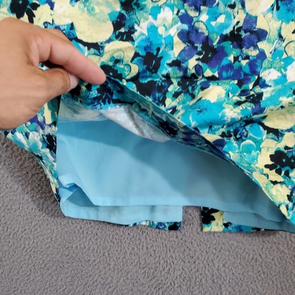 Ann Taylor Floral Pencil Skirt size 2 - Picture 3 of 6